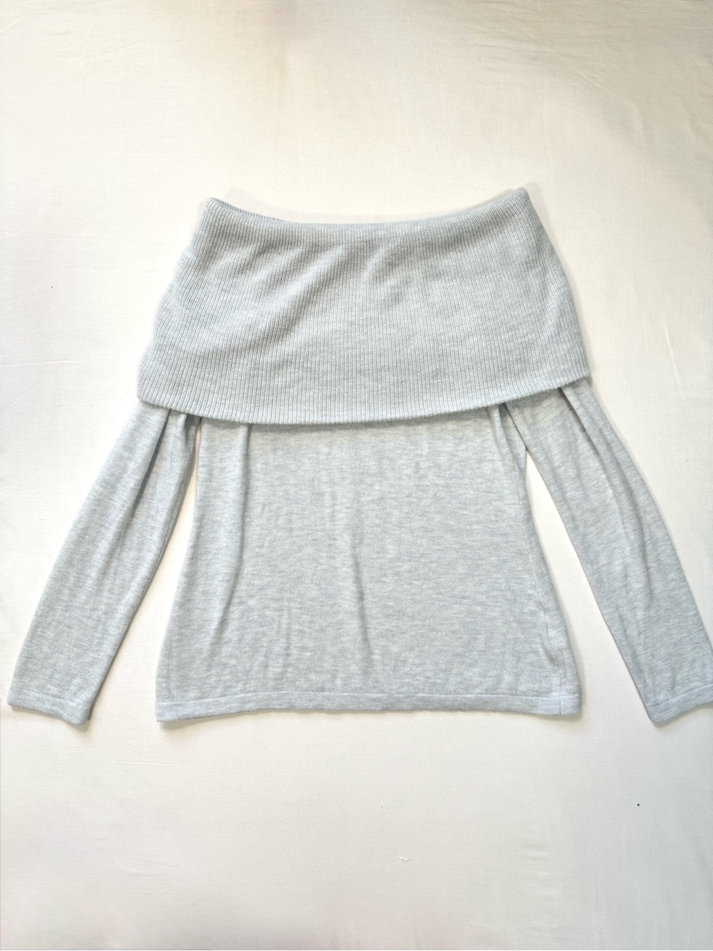 Lilly Pulitzer Christin Sweater Women’s Medium Gray Off-Shoulder Cozy Chic